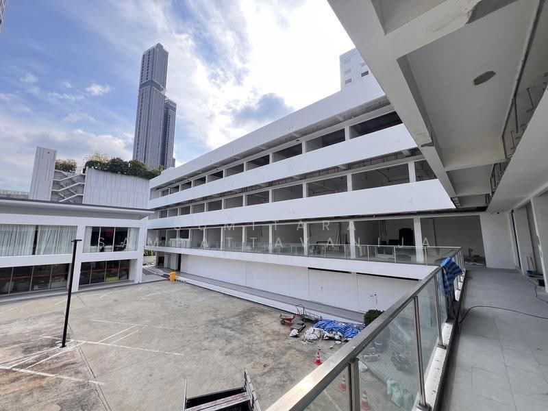 Space for rent Ekkamai, Sukhumvit, bangkok, Khlong Tan Nua, Watthana, Bangkok, , 24 sqm, Retail Space For Rent, by Sumitara Sampattavanija, 500489835 - DDproperty.com