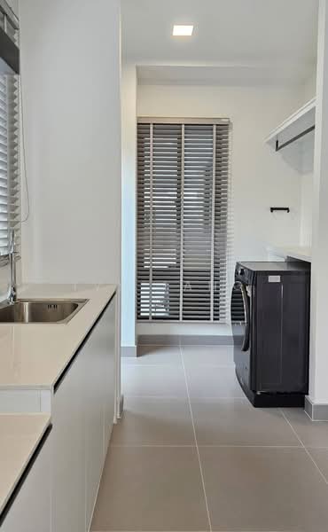 Mantana Bangna Km.15, Samut Prakan, 456 Bangna-Trad Road Km.15, Bang Chalong, Bang Plee, Samut Prakan, 4 Bedrooms, 325 sqm, Single Detached House For Rent, by Ivy Jang, 500489848 - DDproperty.com