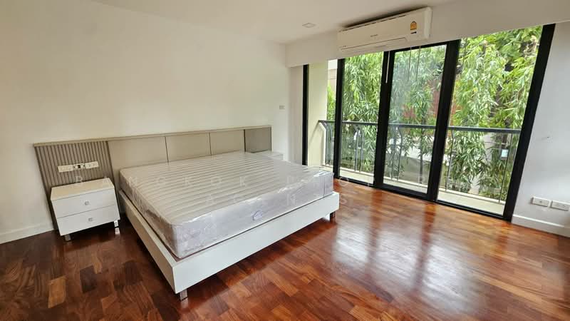 Baan Mela, Bangkok, Soi Sukhumvit 53, Khlong Tan Nua, Watthana, Bangkok, 2 Bedrooms, 150 sqm, Condo For Rent, by BANGKOK PROPERTY AGENTS, 500489852 - DDproperty.com
