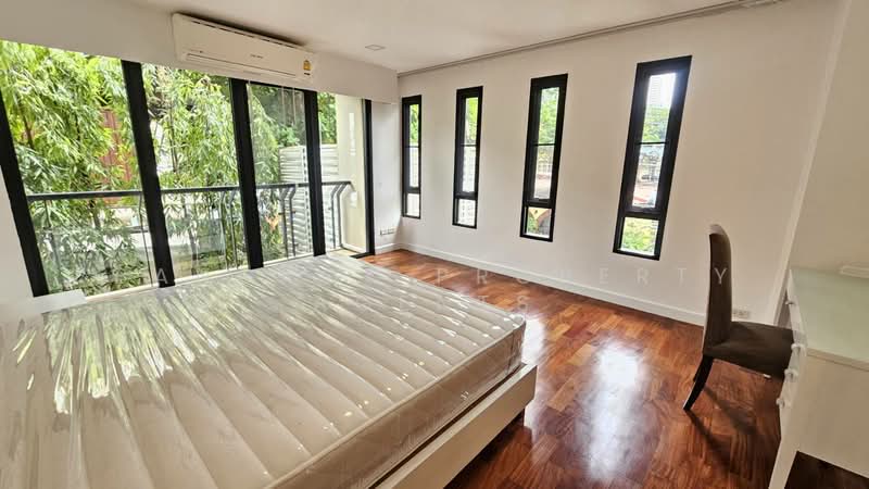 Baan Mela, Bangkok, Soi Sukhumvit 53, Khlong Tan Nua, Watthana, Bangkok, 2 Bedrooms, 150 sqm, Condo For Rent, by BANGKOK PROPERTY AGENTS, 500489852 - DDproperty.com