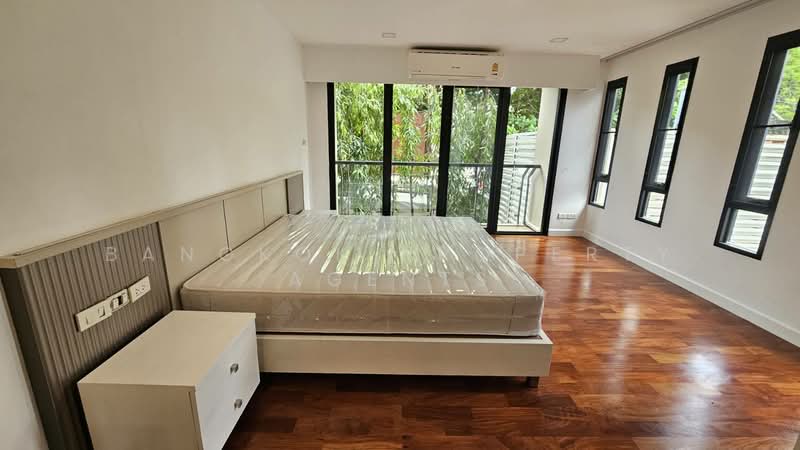 Baan Mela, Bangkok, Soi Sukhumvit 53, Khlong Tan Nua, Watthana, Bangkok, 2 Bedrooms, 150 sqm, Condo For Rent, by BANGKOK PROPERTY AGENTS, 500489852 - DDproperty.com