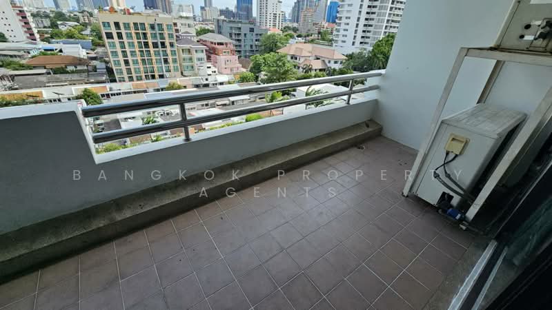 Baan Thai Living Ekkamai, Bangkok, 40 Soi Pridi Banomyong 31, Khlong Tan Nua, Watthana, Bangkok, 4 Bedrooms, 332 sqm, Condo For Rent, by BANGKOK PROPERTY AGENTS, 500489855 - DDproperty.com