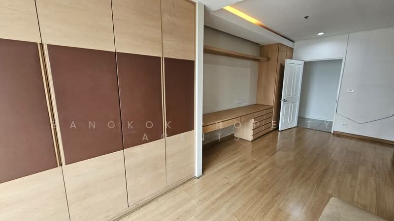 Baan Thai Living Ekkamai, Bangkok, 40 Soi Pridi Banomyong 31, Khlong Tan Nua, Watthana, Bangkok, 4 Bedrooms, 332 sqm, Condo For Rent, by BANGKOK PROPERTY AGENTS, 500489855 - DDproperty.com