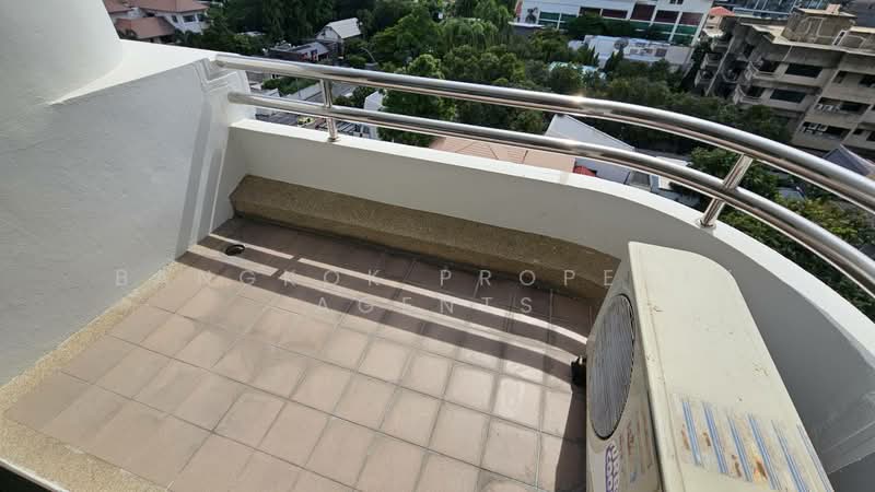 Baan Thai Living Ekkamai, Bangkok, 40 Soi Pridi Banomyong 31, Khlong Tan Nua, Watthana, Bangkok, 4 Bedrooms, 332 sqm, Condo For Rent, by BANGKOK PROPERTY AGENTS, 500489855 - DDproperty.com