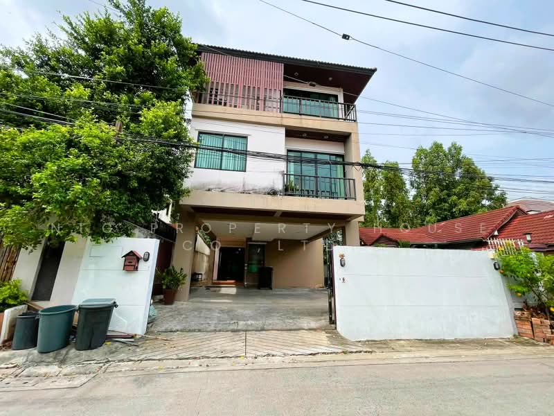 NG535 ให้เช่า อาคารสำนักงาน 3 ชั้น ลาดพร้าว 71 พร้อมใช้งานเหมาะสำหรับหลากหลายธุรกิจ ทำเลดี, กรุงเทพ, นาคนิวาส, ลาดพร้าว, กรุงเทพ, 270 ตร.ม., บ้านเดี่ยว ให้เช่า, โดย NTG Property House Co.,Ltd., 500489864 - DDproperty.com