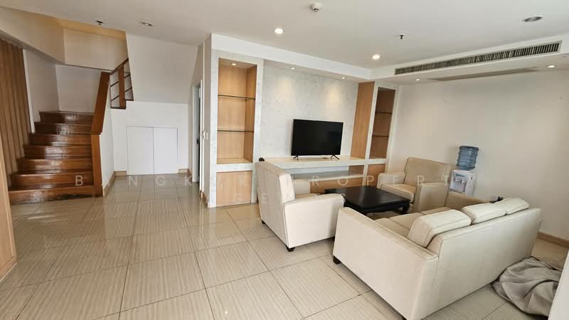 Baan Thai Living Ekkamai, Bangkok, 40 Soi Pridi Banomyong 31, Khlong Tan Nua, Watthana, Bangkok, 3 Bedrooms, 304 sqm, Condo For Rent, by BANGKOK PROPERTY AGENTS, 500489868 - DDproperty.com