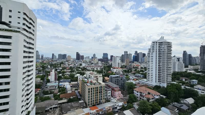 Baan Thai Living Ekkamai, Bangkok, 40 Soi Pridi Banomyong 31, Khlong Tan Nua, Watthana, Bangkok, 3 Bedrooms, 304 sqm, Condo For Rent, by BANGKOK PROPERTY AGENTS, 500489868 - DDproperty.com