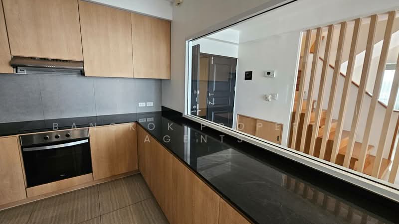 Baan Thai Living Ekkamai, Bangkok, 40 Soi Pridi Banomyong 31, Khlong Tan Nua, Watthana, Bangkok, 3 Bedrooms, 304 sqm, Condo For Rent, by BANGKOK PROPERTY AGENTS, 500489868 - DDproperty.com