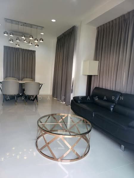 Perfect Place Sukhumvit 77-Suvarnabhumi : เพอร์เฟค เพลส สุขุมวิท77-สุวรรณภูมิ, สมุทรปราการ, ถนนลาดกระบัง, ราชาเทวะ, บางพลี, สมุทรปราการ, 160 ตร.ม., บ้านเดี่ยว ให้เช่า, โดย Airada Parasarn, 500489872 - DDproperty.com