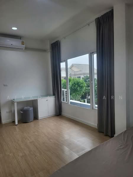 Perfect Place Sukhumvit 77-Suvarnabhumi, Samut Prakan, Lat Krabang Road, Rachathewa, Bang Plee, Samut Prakan, 4 Bedrooms, 160 sqm, Single Detached House For Rent, by Airada Parasarn, 500489872 - DDproperty.com