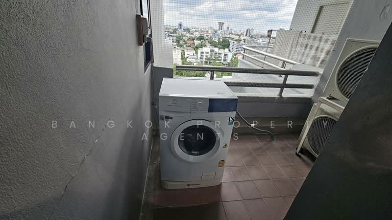 Baan Thai Living Ekkamai, Bangkok, 40 Soi Pridi Banomyong 31, Khlong Tan Nua, Watthana, Bangkok, 3 Bedrooms, 170 sqm, Condo For Rent, by BANGKOK PROPERTY AGENTS, 500489873 - DDproperty.com