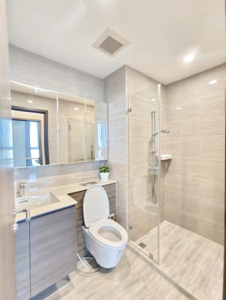 Whizdom Essence, Bangkok, 5 Piyabutr 1 Alley, Bang Chak, Phra Khanong, Bangkok, 1 Bedroom, 53 sqm, Condo For Rent, by Ti Nitipat, 500489878 - DDproperty.com
