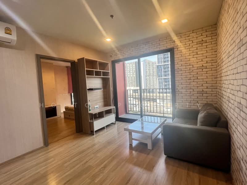 The Base Garden Rama 9, Bangkok, 18 Rama 9 Road, Hua Mak, Bang Kapi, Bangkok, 2 Bedrooms, 50 sqm, Condo For Rent, by Holtop Property, 500489900 - DDproperty.com