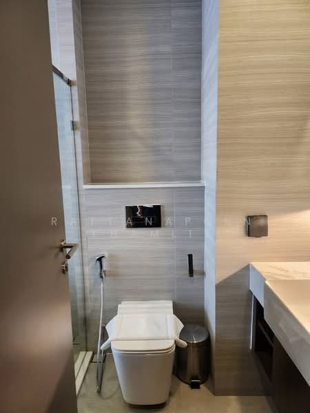 Park Origin Thonglor, Bangkok, Soi Thonglor 10, Sukhumvit Road, Khlong Tan Nua, Watthana, Bangkok, 1 Bedroom, 33 sqm, Condo For Rent, by Rattanaporn Khamlit, 500489943 - DDproperty.com