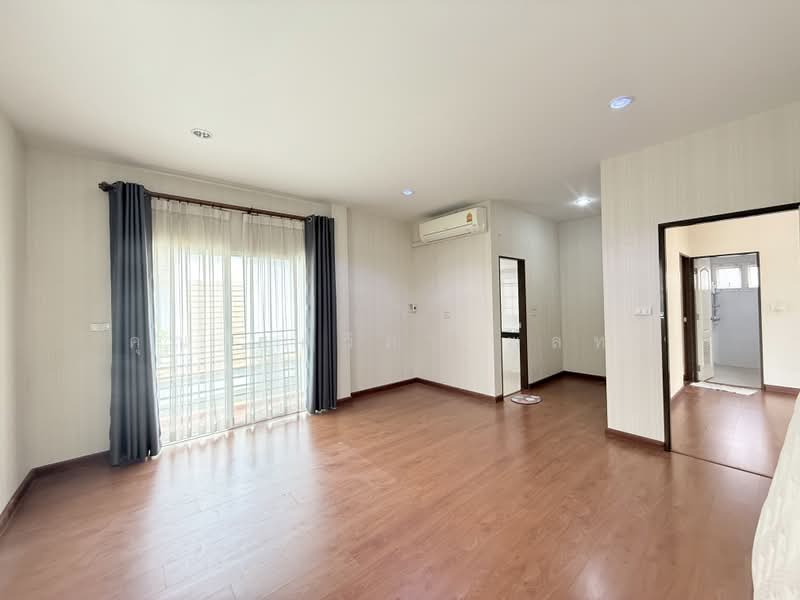 Neo-City Donmuang, Bangkok, Soi Nawong Pracha Phatthana 13, Si Khan, Don Mueang, Bangkok, 3 Bedrooms, 180 sqm, Single Detached House For Sale, by คุณ ศศิวิภา พูลทา, 500489947 - DDproperty.com