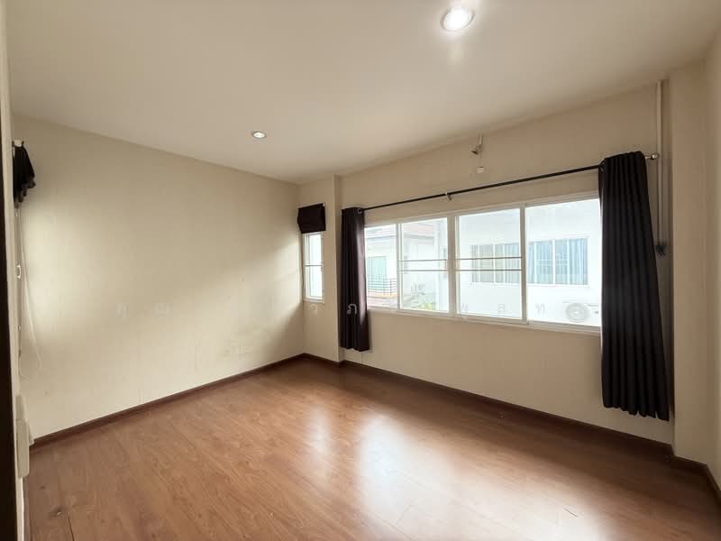 Neo-City Donmuang, Bangkok, Soi Nawong Pracha Phatthana 13, Si Khan, Don Mueang, Bangkok, 3 Bedrooms, 180 sqm, Single Detached House For Sale, by คุณ ศศิวิภา พูลทา, 500489947 - DDproperty.com