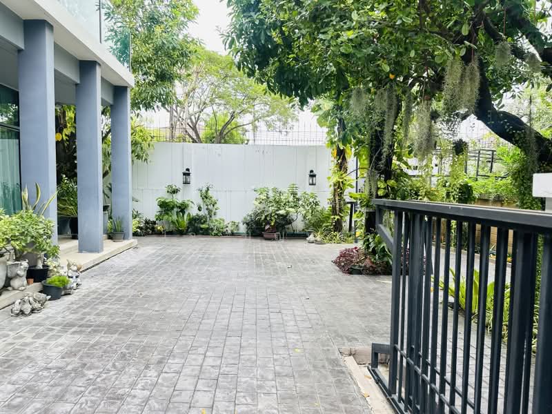 Setthasiri Pattanakarn, Bangkok, Phatthanakan-Onnut Road (New Cut), Prawet, Bangkok, 4 Bedrooms, 300 sqm, Single Detached House For Sale, by เจ บุญนิสา, 500489955 - DDproperty.com