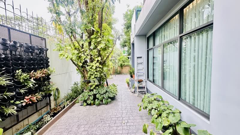 Setthasiri Pattanakarn, Bangkok, Phatthanakan-Onnut Road (New Cut), Prawet, Bangkok, 4 Bedrooms, 300 sqm, Single Detached House For Sale, by เจ บุญนิสา, 500489955 - DDproperty.com