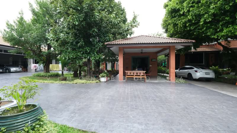 บ้านเดี่ยว 2 หลัง ดอนเมือง, Bangkok, Si Khan, Don Mueang, Bangkok, 8 Bedrooms, 1,900 sqm, Single Detached House For Sale, by Vimon Boodpha, 500489957 - DDproperty.com