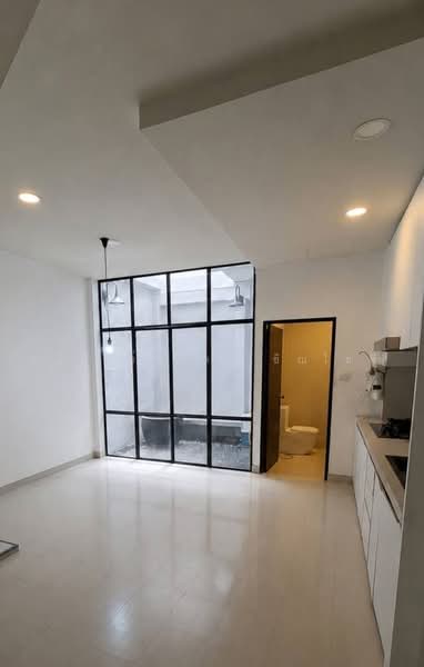 Townhouse Ladprao 41, Bangkok, ลาดพร้าว 41, Samsen Nok, Huai Khwang, Bangkok, 2 Bedrooms, 180 sqm, Townhouse For Rent, by ปรินทร์ญาดา ชิณโชติ, 500489958 - DDproperty.com