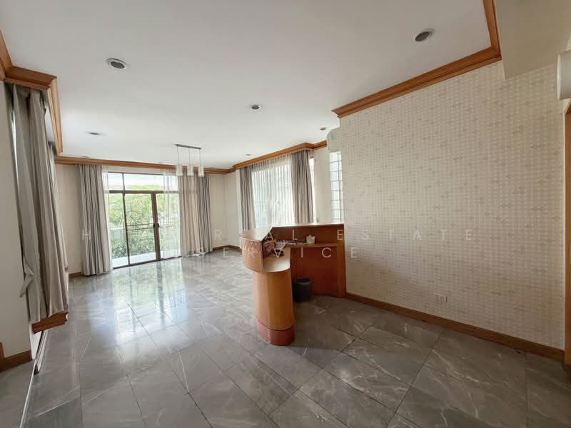Moobaan Tararom Huamark, Bangkok, Tararom Huamark Soi 1, Phlapphla, Wang Thonglang, Bangkok, 4 Bedrooms, 440 sqm, Single Detached House For Sale, by HOME Real Estate Service, 500489961 - DDproperty.com