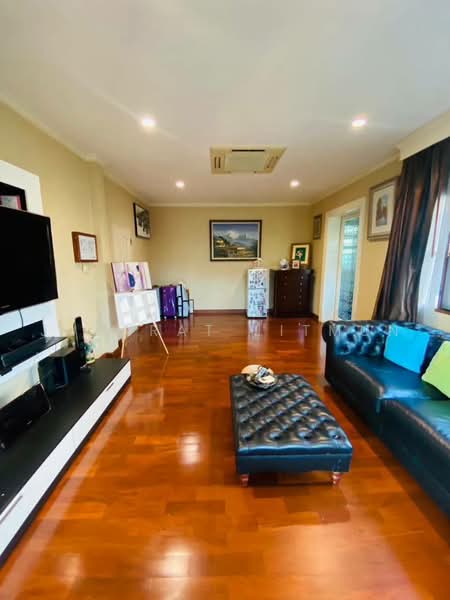 Laddarom Ekkamai-Ramintra, Bangkok, Kaset-Nawamin Road, Nuan Chan, Bueng Kum, Bangkok, 6 Bedrooms, 565 sqm, Single Detached House For Sale, by Jutarat Jitmun, 500489963 - DDproperty.com