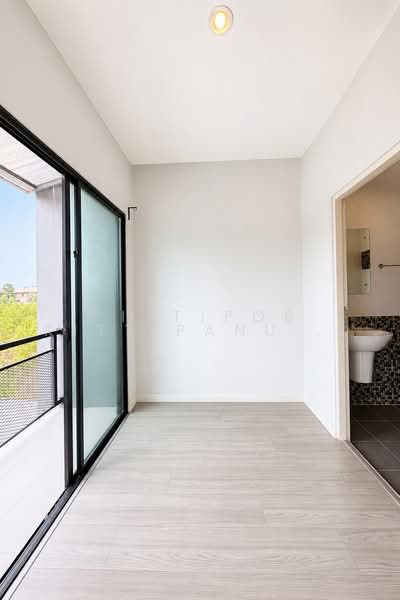 Siri Place Rangsit, Pathum Thani, Rangsit-Pathum Thani Road, Ban Klang, Muang Pathum Thani, Pathum Thani, 3 Bedrooms, 133 sqm, Townhouse For Sale, by Kittipob Kittipanuwongkul, 500489964 - DDproperty.com