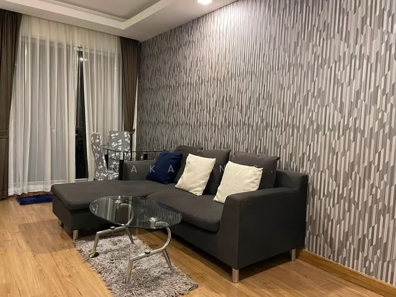 Thru Thonglor, Bangkok, Petchaburi Road, Bang Kapi, Huai Khwang, Bangkok, 2 Bedrooms, 62 sqm, Condo For Rent, by Nakarin S., 500489989 - DDproperty.com