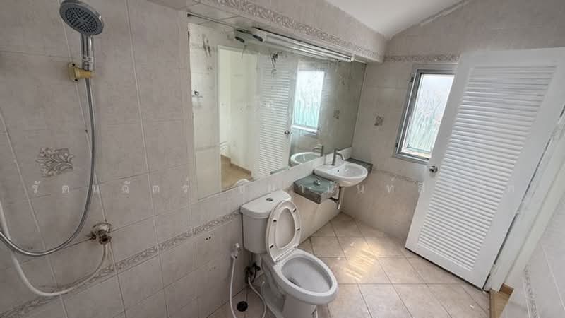 Perfect Place Ramkhamhaeng 164, Bangkok, Soi Ramkhamhaeng 164, Saphan Sung, Bangkok, 5 Bedrooms, 210 sqm, Single Detached House For Rent, by รัตนฉัตร์ ชยานันท์สิริภัค, 500489996 - DDproperty.com