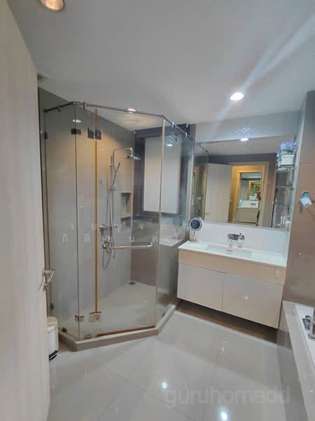 Rhythm Sukhumvit 42, Bangkok, Soi Sukhumvit 42, Sukhumvit Road, Phra Kanong, Khlong Toei, Bangkok, 2 Bedrooms, 78 sqm, Condo For Rent, by เบญจลักษณ์ กิติยนต์โรจน์, 500490011 - DDproperty.com