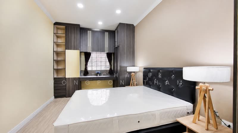 President Park Sukhumvit 24, Bangkok, 99 Sukhumvit 24 Alley, Khlongtoei Nua, Watthana, Bangkok, 2 Bedrooms, 100 sqm, Condo For Rent, by Ratchanee Wongpongtham, 500490015 - DDproperty.com