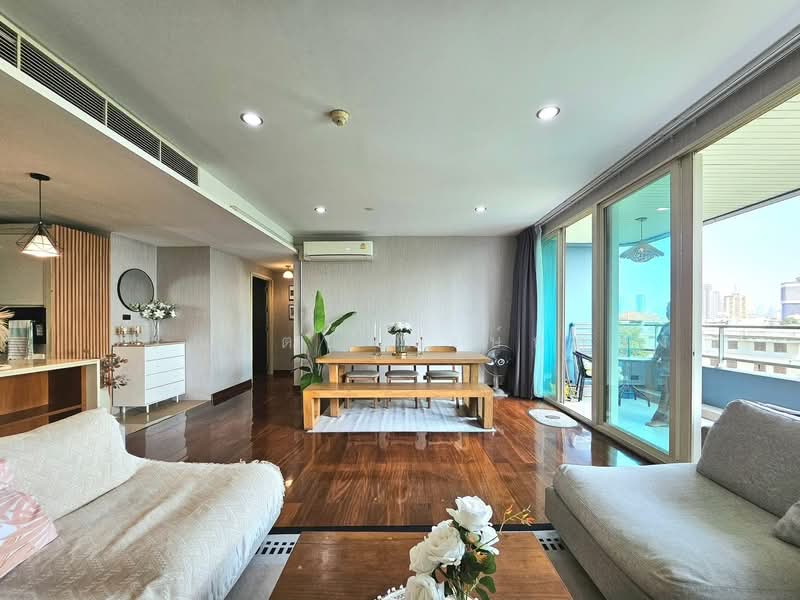 Watermark Chaophraya, Bangkok, Soi Charoennakorn 39-41, Charoennakorn Road, Bang Lam Phu Lang, Khlong San, Bangkok, 3 Bedrooms, 145 sqm, Condo For Sale, by Saranrat Pongklang, 500490016 - DDproperty.com