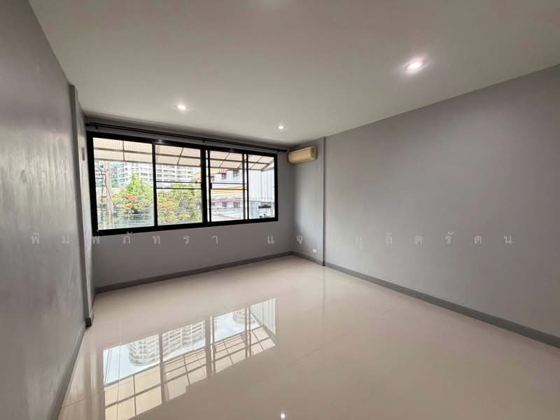 ทาวน์เฮ้าส์ พหลโยธิน23, Bangkok, Chatuchak, Bangkok, 2 Bedrooms, 85 sqm, Townhouse For Rent, by พิมพ์ภัทรา แจ่มอุลิตรัตน, 500490090 - DDproperty.com