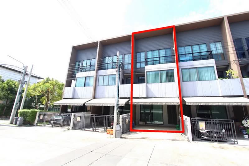 Baan Klang Muang The Edition Rama 9-Pattanakarn : บ้านกลางเมือง ดิ อิดิชั่น พระราม 9-พัฒนาการ, กรุงเทพ, ถนนเลียบมอเตอร์เวย์, ประเวศ, กรุงเทพ, 152 ตร.ม., ทาวน์เฮ้าส์ ขาย, โดย อภิชัย ลิ้มไชยโรจน์, 500490092 - DDproperty.com
