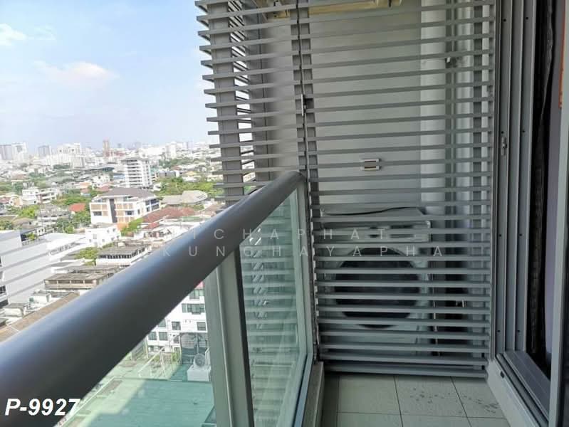 The Lofts Ekkamai, Bangkok, 1415 Sukhumvit Road, Phra Kanong Nua, Watthana, Bangkok, Studio, 28 sqm, Condo For Rent, by Nichaphat Sakunchayapha, 500490095 - DDproperty.com