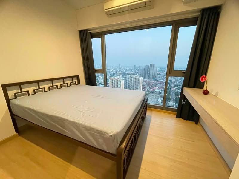 Whizdom Connect Sukhumvit, Bangkok, 1 Soi Piyibut 1, Sukhumvit Road, Bang Na, Bangkok, 1 Bedroom, 30 sqm, Condo For Rent, by Rattanaporn Khamlit, 500490119 - DDproperty.com