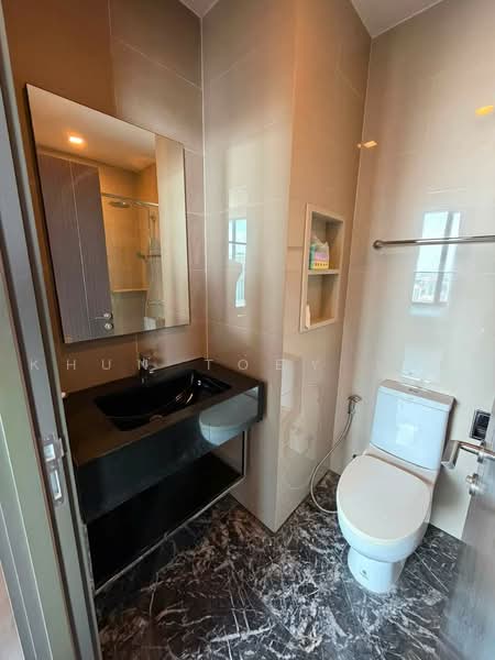 The Edge Sukhumvit 23, Bangkok, 6 Soi Sukhumvit 23, Khlongtoei Nua, Watthana, Bangkok, 2 Bedrooms, 62 sqm, Condo For Rent, by Khun Toey เตย, 500490122 - DDproperty.com