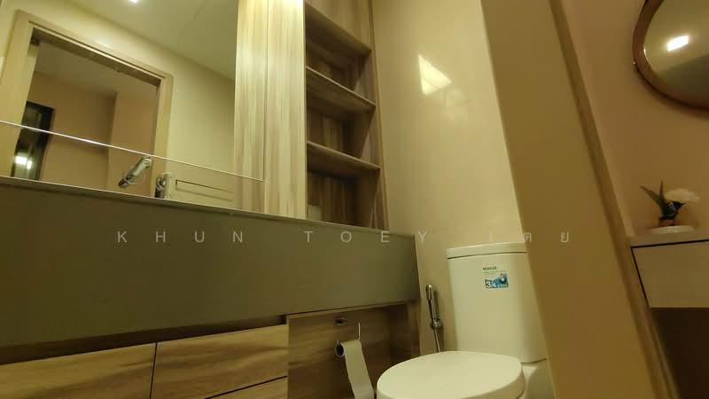The Esse Asoke, Bangkok, 333 Soi Sukhumvit 21, Sukhumvit Road, Khlongtoei Nua, Watthana, Bangkok, 1 Bedroom, 45 sqm, Condo For Rent, by Khun Toey เตย, 500490146 - DDproperty.com