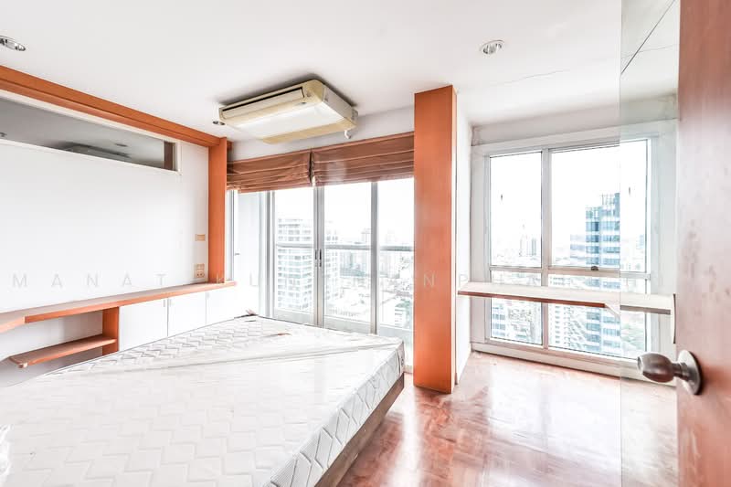 Silom Suite, Bangkok, Soi Sathorn 12, Sathorn Road, Silom, Bang Rak, Bangkok, 3 Bedrooms, 114 sqm, Condo For Sale, by Manat Kunphanphaichit, 500490163 - DDproperty.com