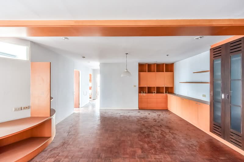 Silom Suite, Bangkok, Soi Sathorn 12, Sathorn Road, Silom, Bang Rak, Bangkok, 3 Bedrooms, 114 sqm, Condo For Sale, by Manat Kunphanphaichit, 500490163 - DDproperty.com