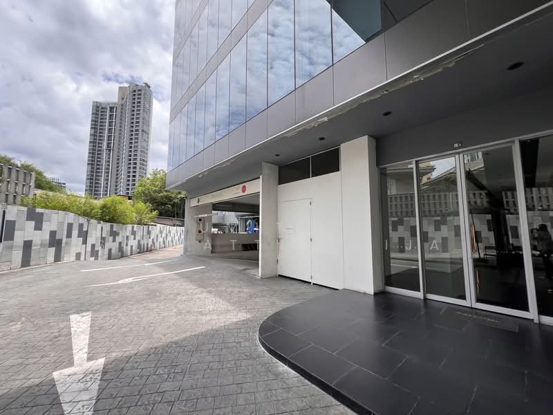 พื้นที่ให้เช่า สุขุมวิท พระโขนง : Space for rent Sukhumvit, Phra Khanong, กรุงเทพ, พระโขนง, คลองเตย, กรุงเทพ, 54 ตร.ม., พื้นที่ขายของ ให้เช่า, โดย Sumitara Sampattavanija, 500490165 - DDproperty.com