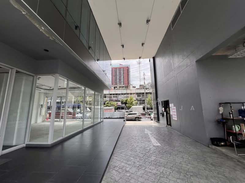 พื้นที่ให้เช่า สุขุมวิท พระโขนง : Space for rent Sukhumvit, Phra Khanong, กรุงเทพ, พระโขนง, คลองเตย, กรุงเทพ, 54 ตร.ม., พื้นที่ขายของ ให้เช่า, โดย Sumitara Sampattavanija, 500490165 - DDproperty.com