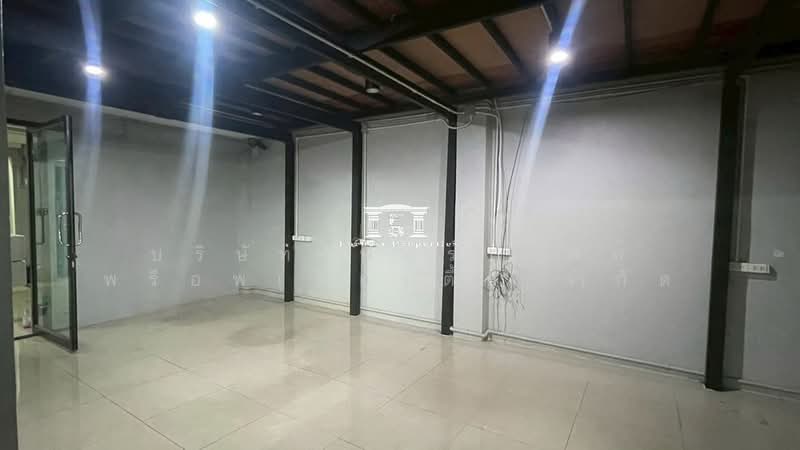 46004 – Rare Item ย่านเมืองเก่า! ขายอาคารพาณิชย์ 4 ชั้น 2 คูหา พลับพลาไชย เนื้อที่ 24 ตร.ว. ใกล้โรงเ, กรุงเทพ, พลับพลาไชย, คลองมหานาค, ป้อมปราบศัตรูพ่าย, กรุงเทพ, 96 ตร.ม., ตึกแถว-อาคารพาณิชย์ ขาย, โดย บริษัท ฟอร์เบสท์ พร็อพเพอร์ตี้ส์ จำกัด, 500490172 - DDproperty.com