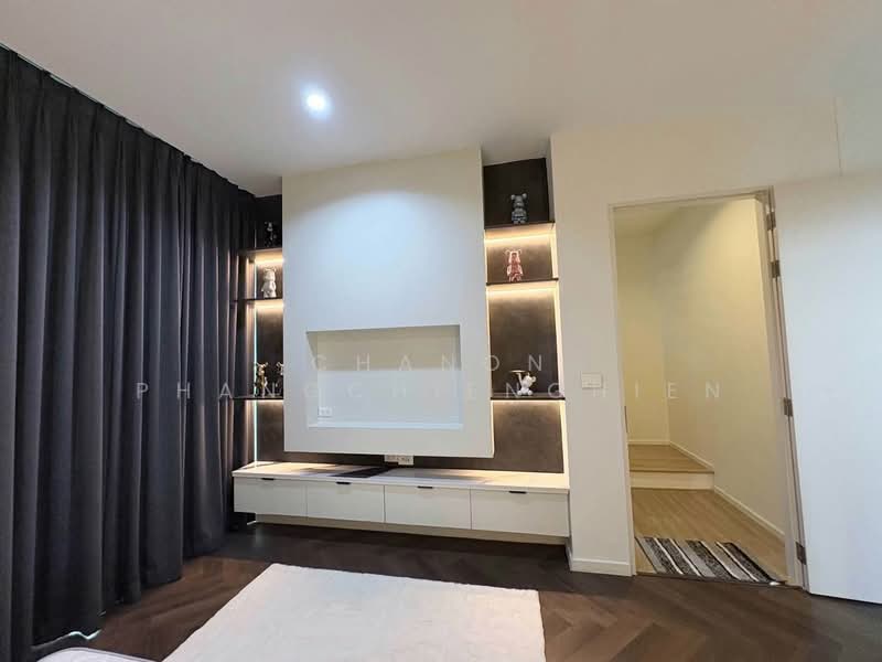 Nirvana Define Srinakarin-Rama 9, Bangkok, Srinakarin - Rom Klao Road, Saphan Sung, Bangkok, 3 Bedrooms, 285 sqm, Townhouse For Rent, by Chanon Phangchienghien, 500490180 - DDproperty.com
