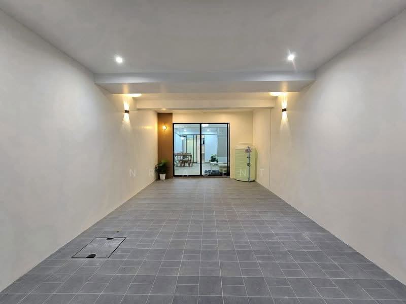 ทาวน์เฮาส์ ซอยเรวดี 57, Nonthaburi, Talat Kwan, Muang Nonthaburi, Nonthaburi, 3 Bedrooms, 100 sqm, Townhouse For Sale, by NR AGENT, 500490189 - DDproperty.com