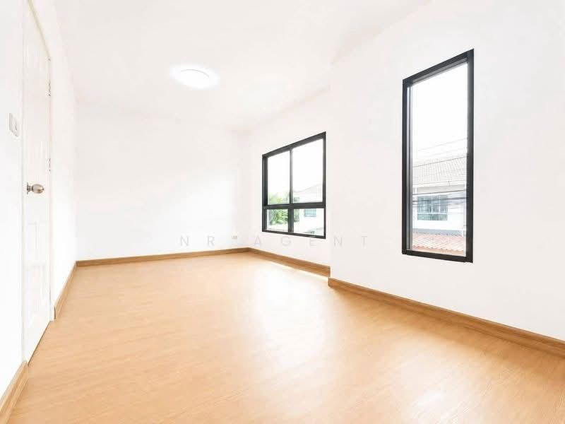Pruksa Ville 43 Rama 5-Nakhon In, Nonthaburi, Nakhon In Road, Bang Khu Wiang, Bang Kruai, Nonthaburi, 3 Bedrooms, 103 sqm, Townhouse For Sale, by NR AGENT, 500490199 - DDproperty.com