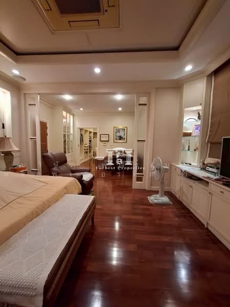 44871 – บ้านหรู ติดสวนในโครงการ หมู่บ้านพฤกษ์ภิรมย์ สาทร-ราชพฤกษ์ ใกล้ถนนราชพฤกษ์เพียง 180 ม, Bangkok, ราชพฤกษ์, Bang Ra Mat, Taling Chan, Bangkok, 4 Bedrooms, 646 sqm, Single Detached House For Sale, by Forbest Properties Co., Ltd., 500490202 - DDproperty.com