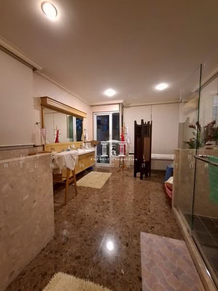 44871 – บ้านหรู ติดสวนในโครงการ หมู่บ้านพฤกษ์ภิรมย์ สาทร-ราชพฤกษ์ ใกล้ถนนราชพฤกษ์เพียง 180 ม, Bangkok, ราชพฤกษ์, Bang Ra Mat, Taling Chan, Bangkok, 4 Bedrooms, 646 sqm, Single Detached House For Sale, by Forbest Properties Co., Ltd., 500490202 - DDproperty.com