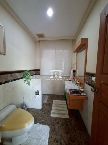 44871 – บ้านหรู ติดสวนในโครงการ หมู่บ้านพฤกษ์ภิรมย์ สาทร-ราชพฤกษ์ ใกล้ถนนราชพฤกษ์เพียง 180 ม., กรุงเทพ, ราชพฤกษ์, บางระมาด, ตลิ่งชัน, กรุงเทพ, 646 ตร.ม., บ้านเดี่ยว ขาย, โดย บริษัท ฟอร์เบสท์ พร็อพเพอร์ตี้ส์ จำกัด, 500490202 - DDproperty.com