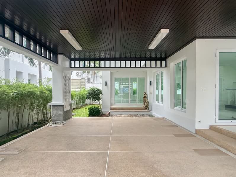 Blue Lagoon Bangna-Trad KM. 8, Bangkok, Kanchanaphisek Road, Dok Mai, Prawet, Bangkok, 3 Bedrooms, 270 sqm, Single Detached House For Sale, by วรเมธ นิลสุวรรณ, 500490203 - DDproperty.com